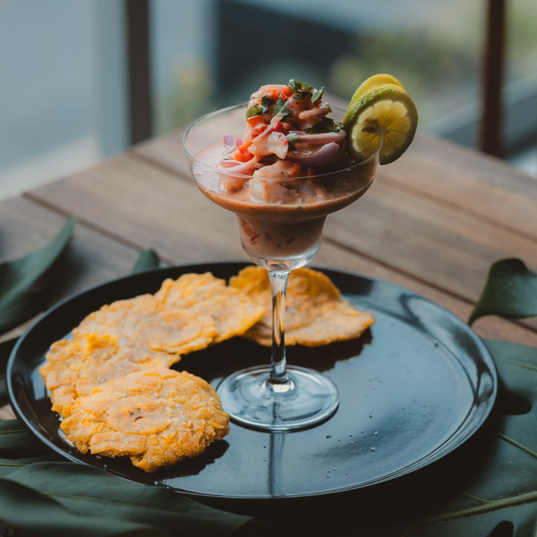 Copa y patacones — A la Parrilla Cocina Clandestina Restaurante Bar