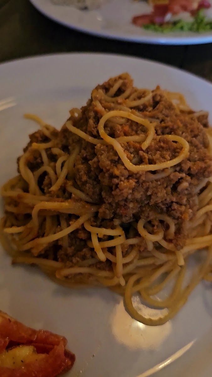 Espagueti con salsa de carne — Apprendista Bucaramanga