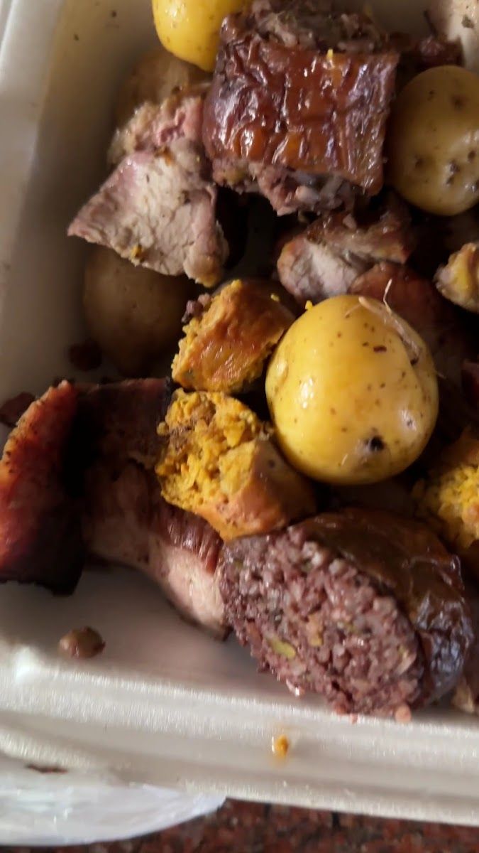Picada con papa criolla — Asadero El Chiguiro