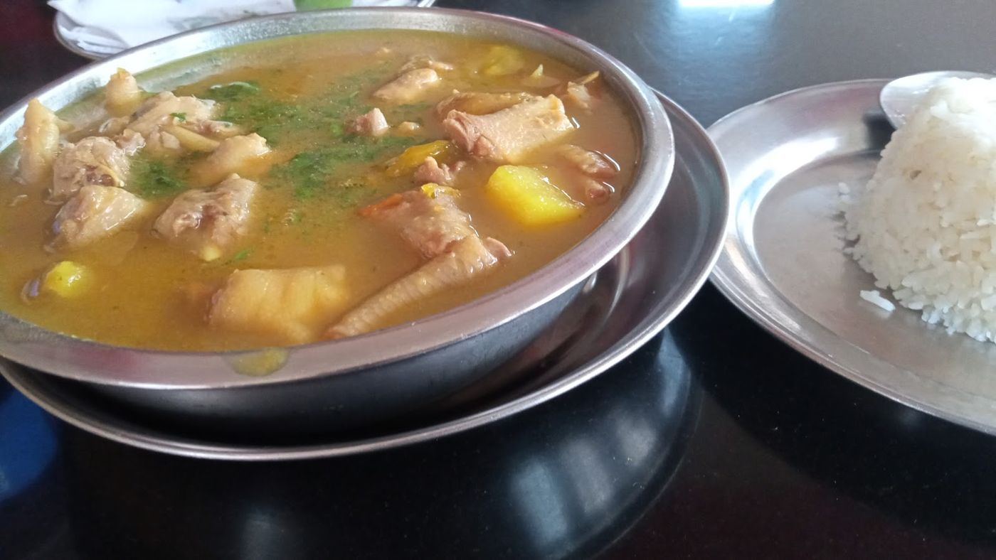 Sopa con arroz — Asadero Roque
