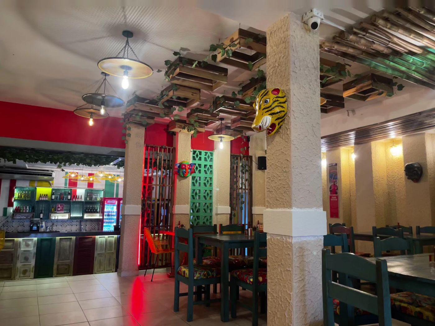 Barrio Abajo Totumas y Parrilla
