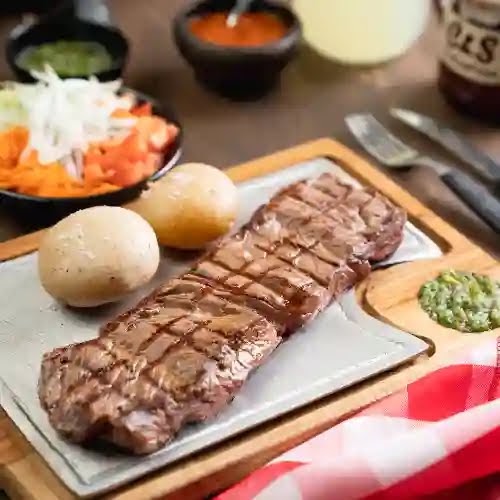 Carne asada a la parrilla — C&S Cocina Colombiana