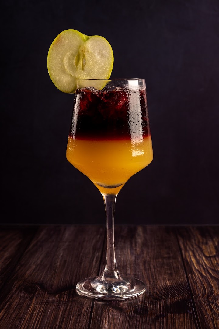 Coctel con manzana — Carpe Diem Restaurante & Café