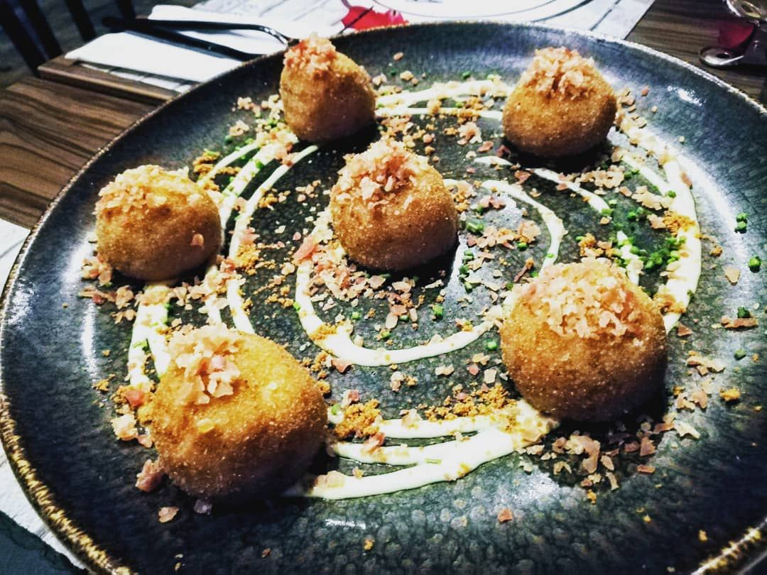 Croquetas en Casa Ibérica