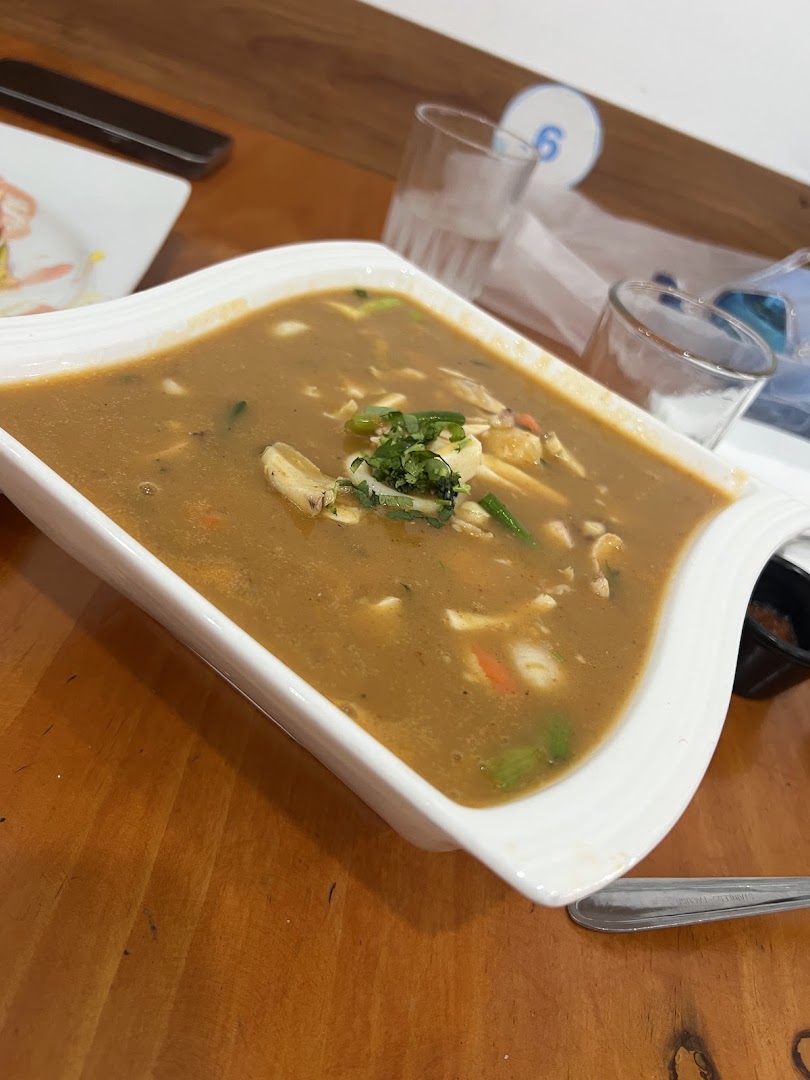Chupe de mariscos — Cevichería Beto Lince