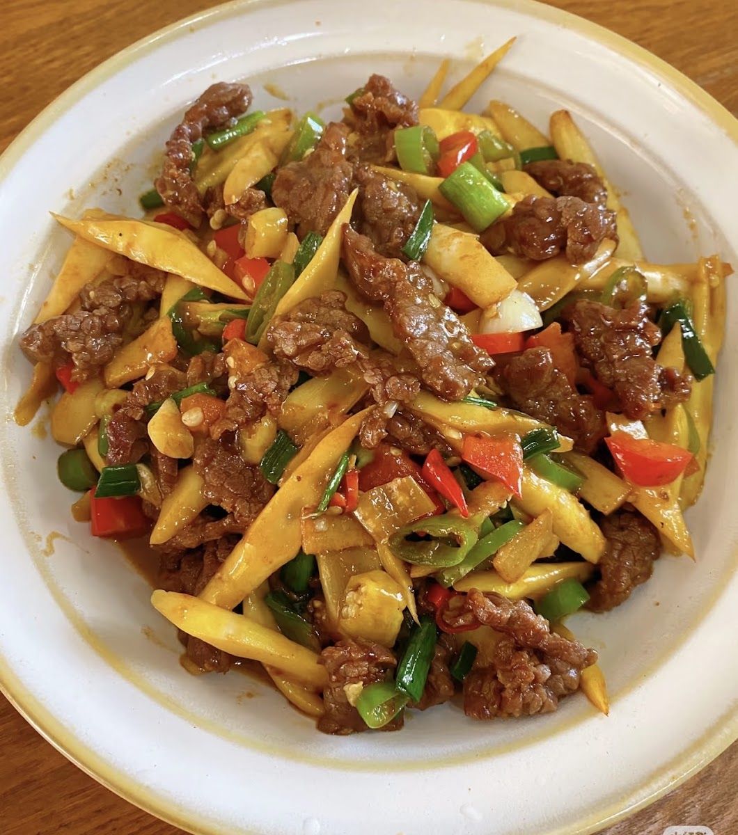 Carne salteada con bambú — CHIFA ASIA