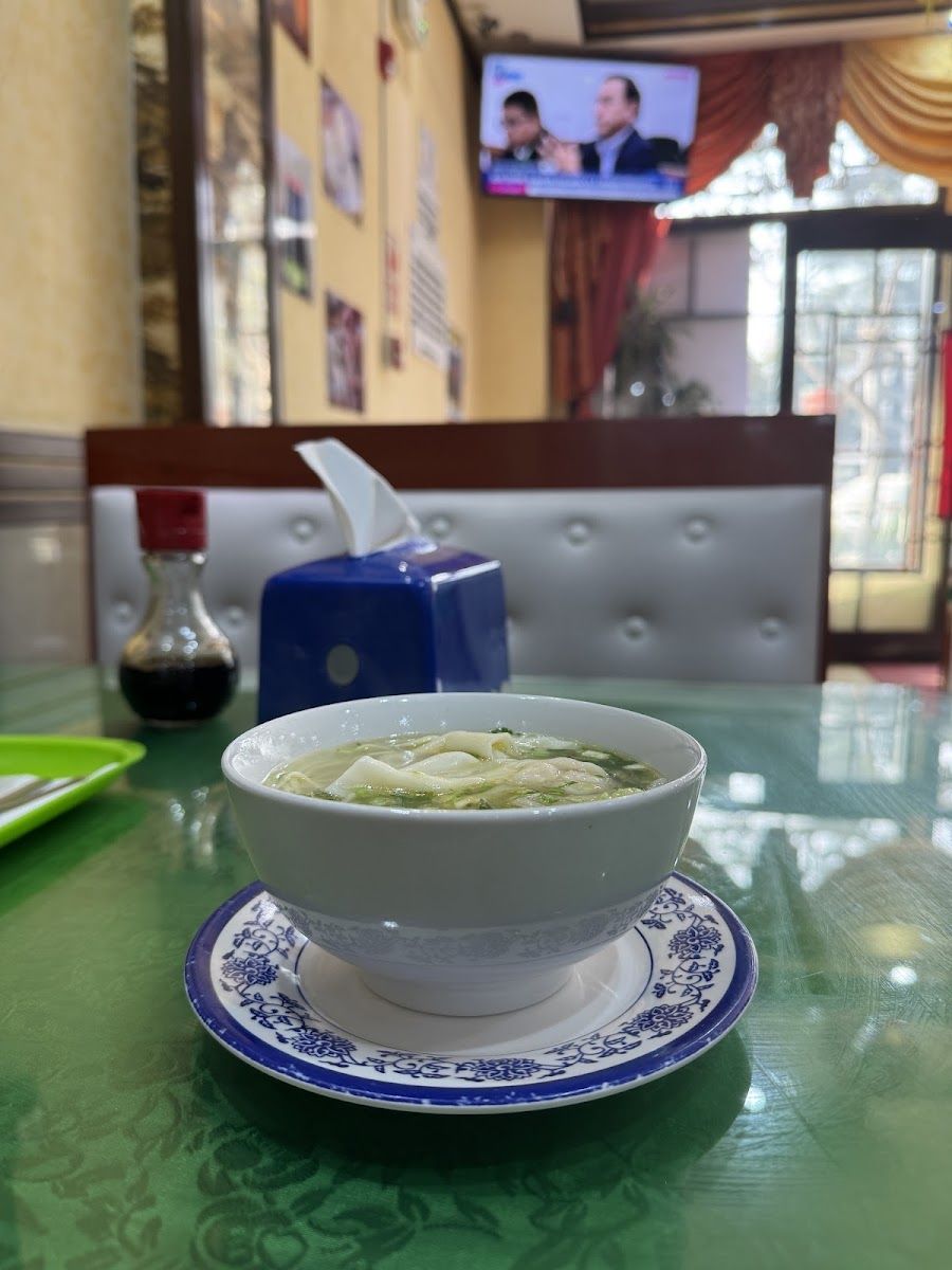Sopa en la mesa — Chifa Chino Lin - San Isidro