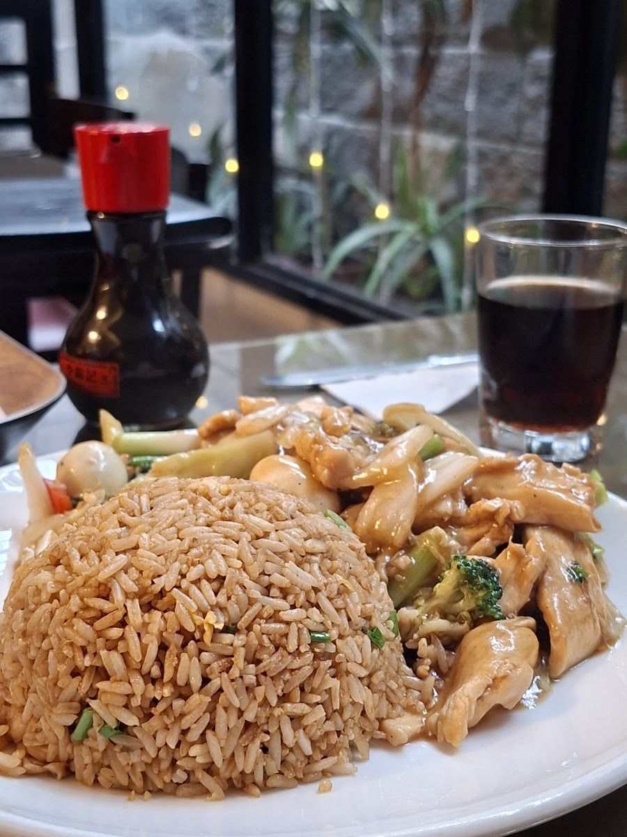 Chaufa con pollo — Chifa Choi Yi