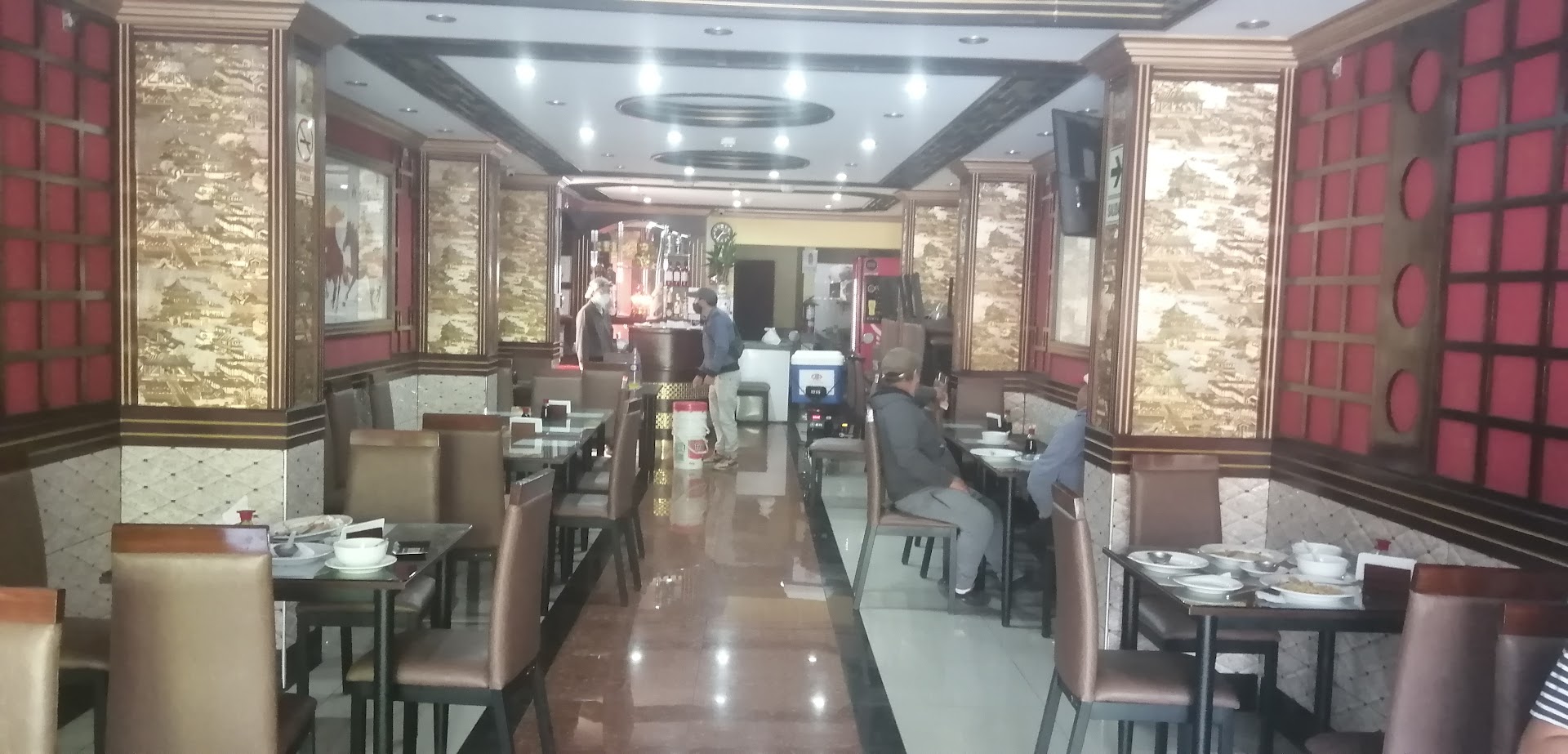 Salón interior — Chifa Hong Wang