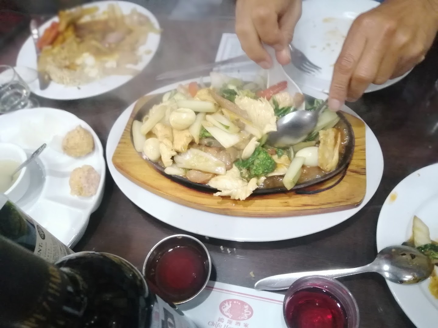 Chi jau kay en Chifa Hong Wang