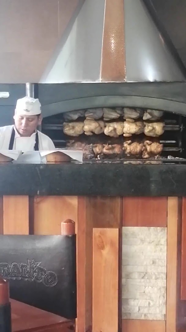 Chef en la parrilla — Corralito