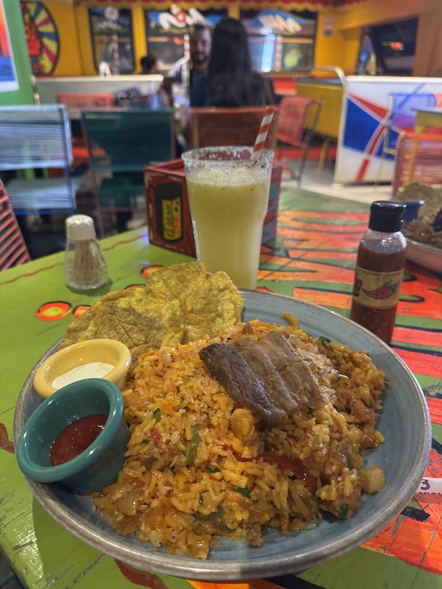 Arroz con carne y jugo — Cucayo - Cocina De Aquí