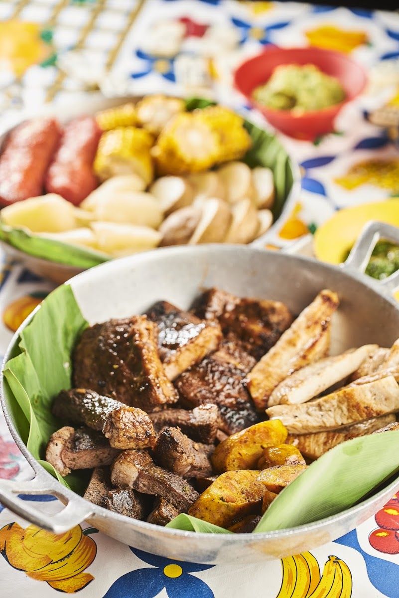 Carnes con patacón — Cucayo Parque Alegra