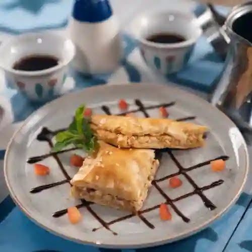 Baklava con café — Cure Cuisine