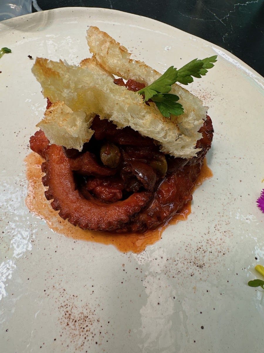 Pulpo en salsa — Don Ignazio Restaurante Barranquilla