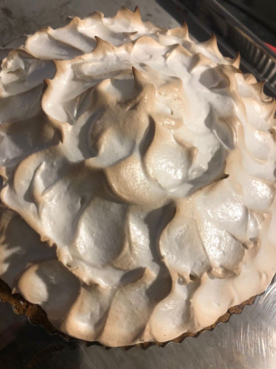 Tarta con merengue — Don Joaquín, Restaurante