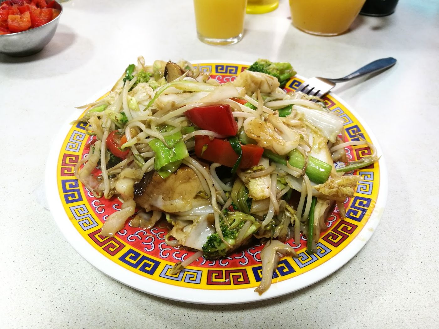Tallarín saltado — Don Victorio Chifa Lince