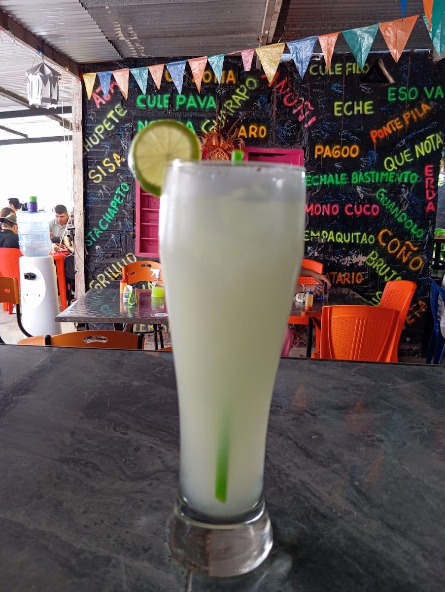Bebida bien fría — DONDE MILE