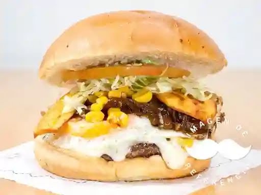 Hamburguesa con queso derretido