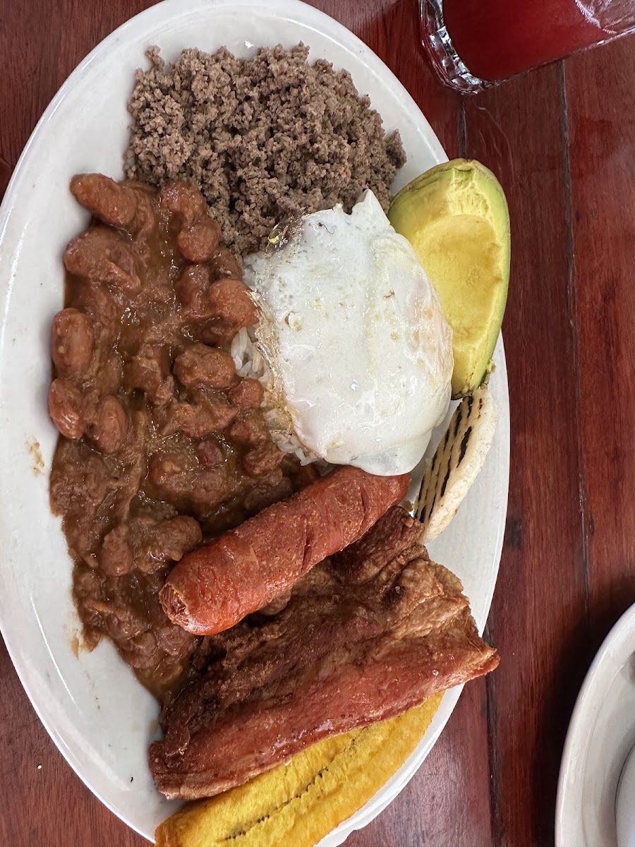 El Arriero Restaurante Antioqueño