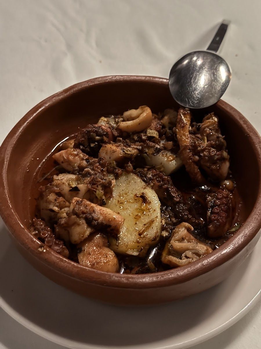 Tapa en cazuela de barro — El Celler