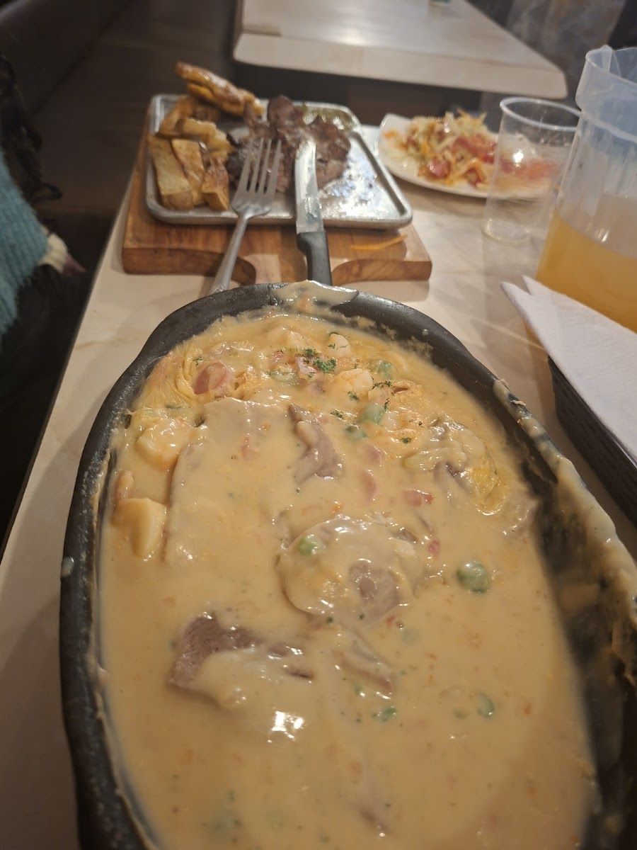 Cazuela en olla de barro — EL TIO