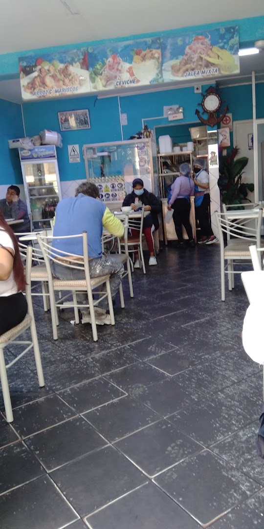 Salón interior — ERIKA - LA GOTA DE LIMON, Restaurante, Cevichería, Salchipapas, Brosters