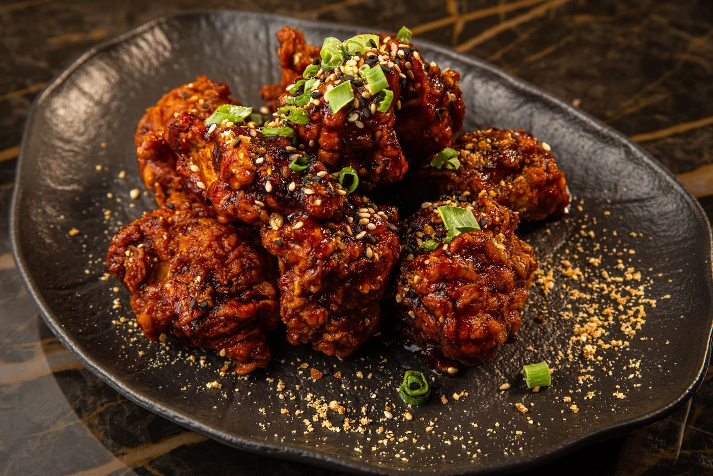 Pollo glaseado con cebollín — Kinto Elemento