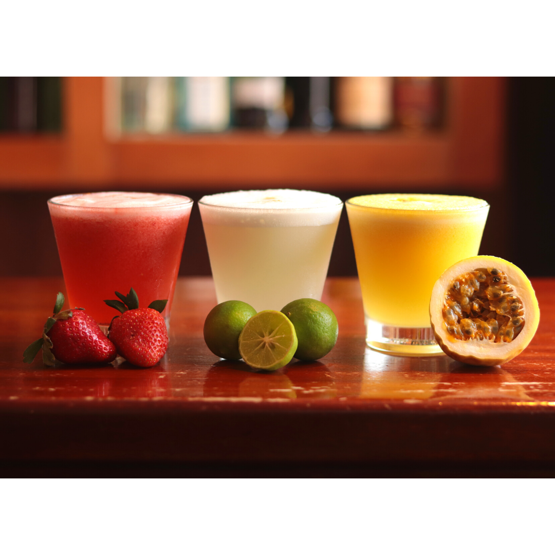 Tres cócteles de la casa — La Calesa