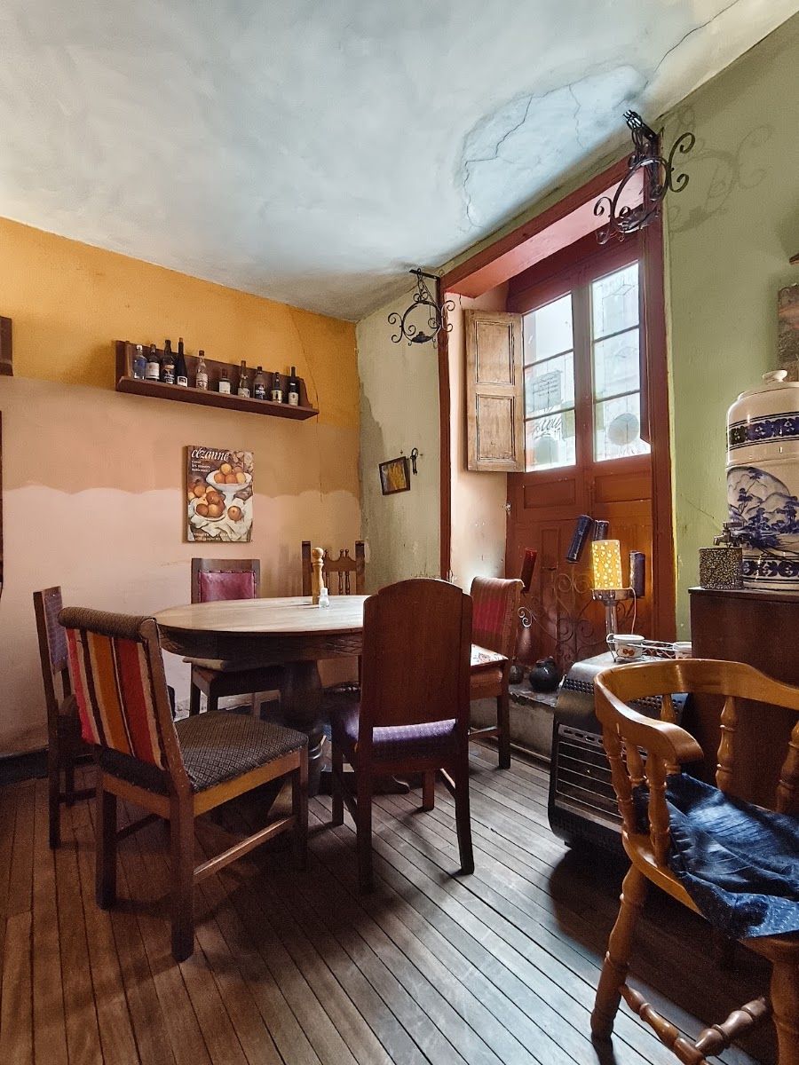 Salón de madera — Maria Candelaria
