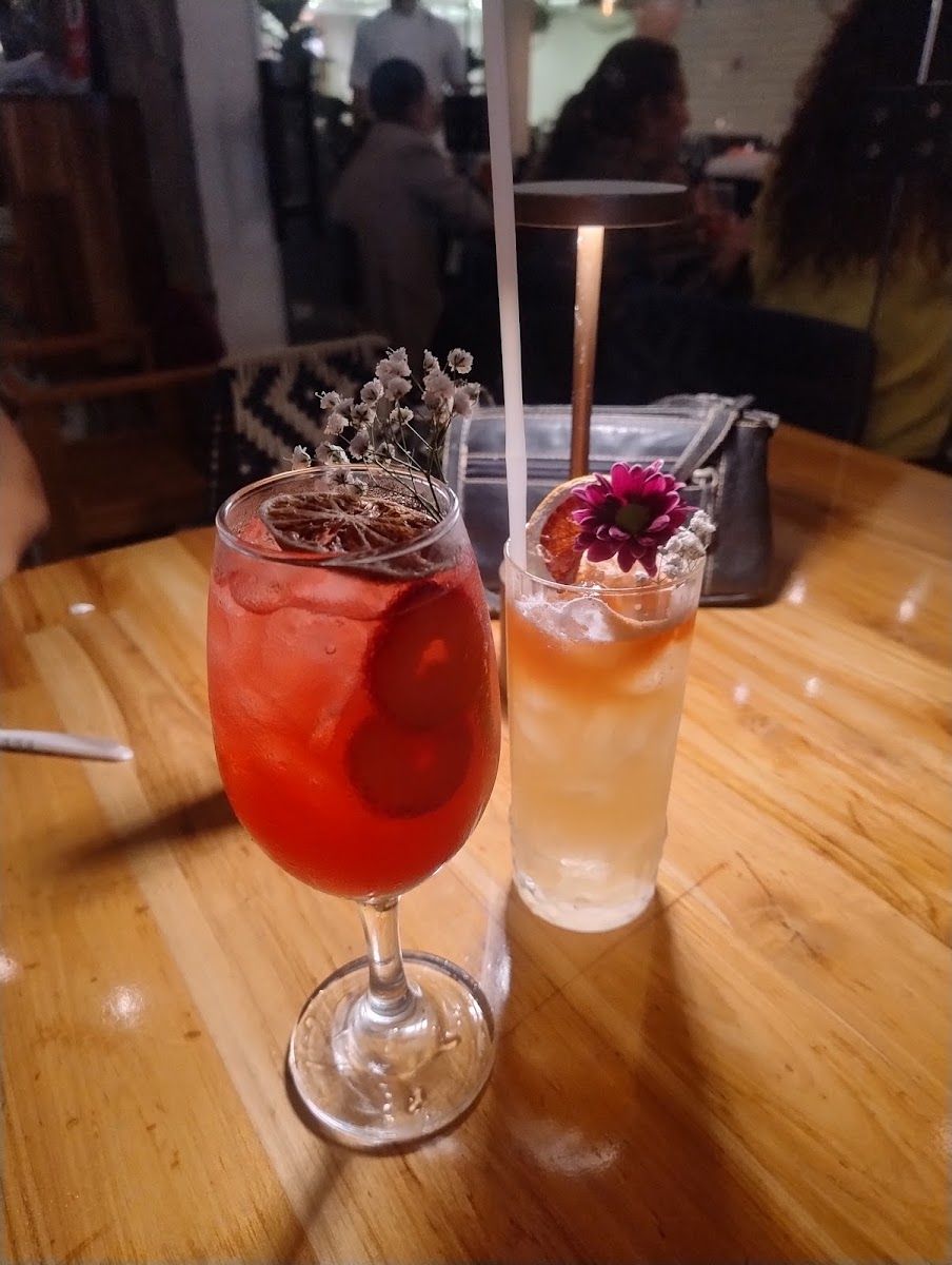 Sangría y cócteles — Mia Nonna