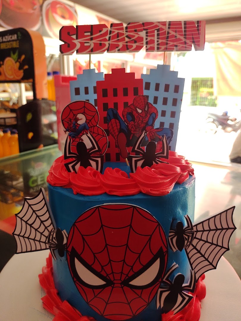 Torta decorada — Muy buen lugar