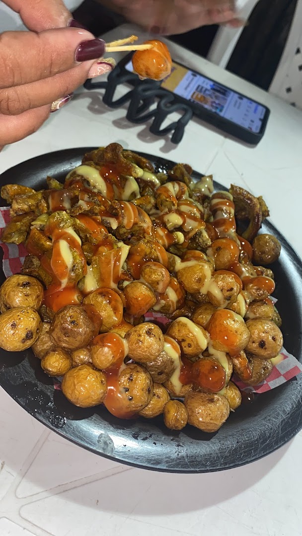 Picada con papitas criollas — Nene picadas de las Nieves