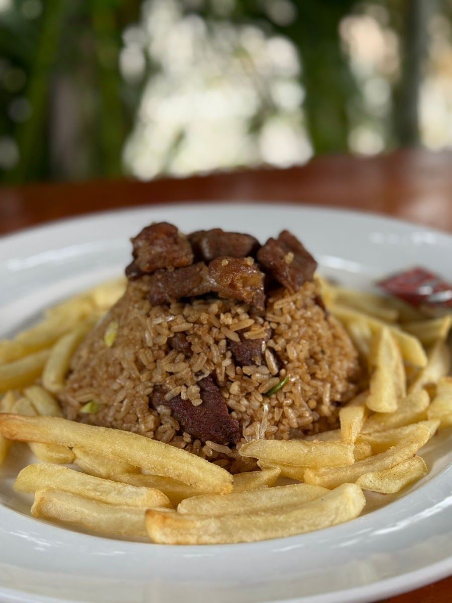 Arroz con carne y papas — Pailas Restaurante - Comida Paisa - Parrilla