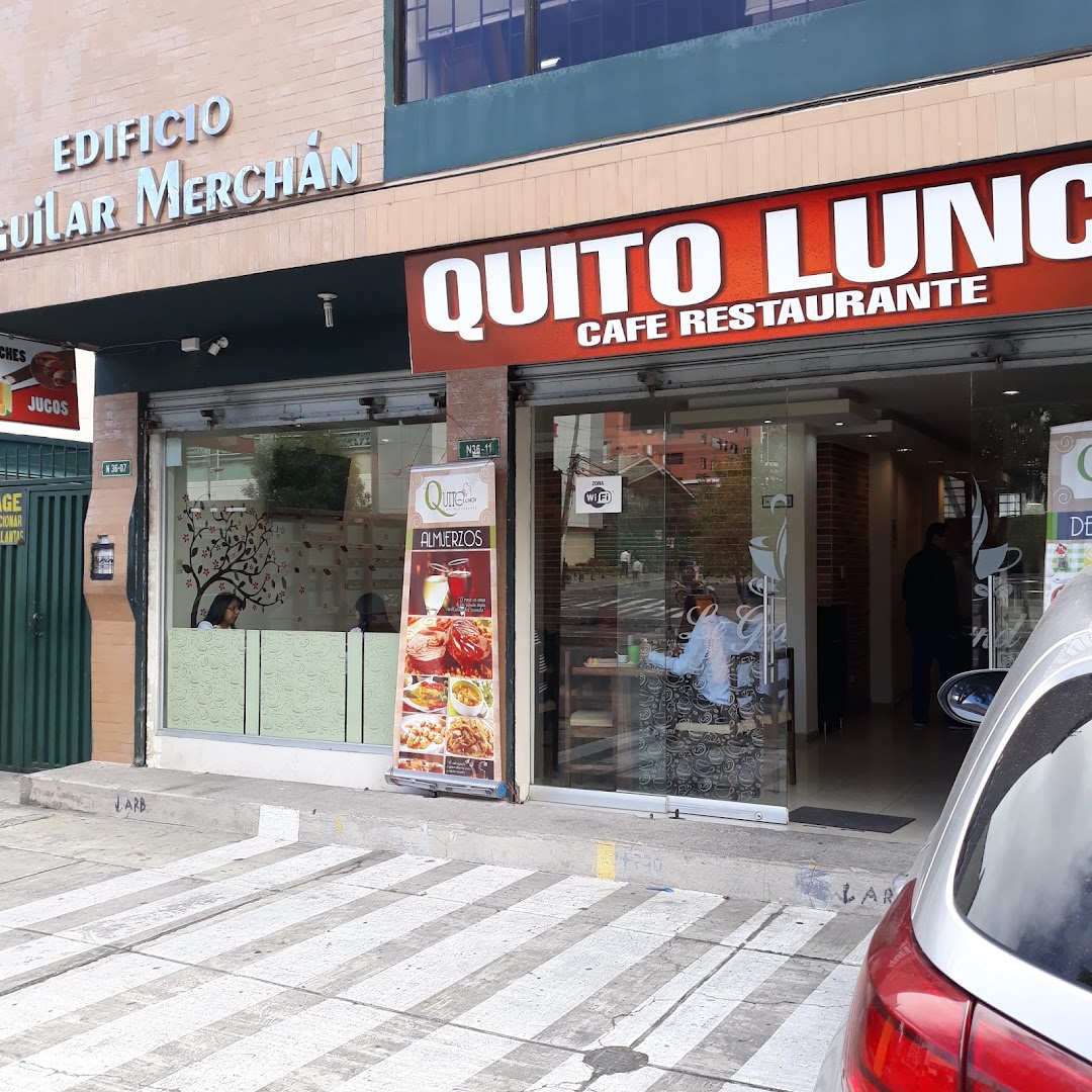 Fachada Quito Lunch — Quito Lunch Cafe Restaurante