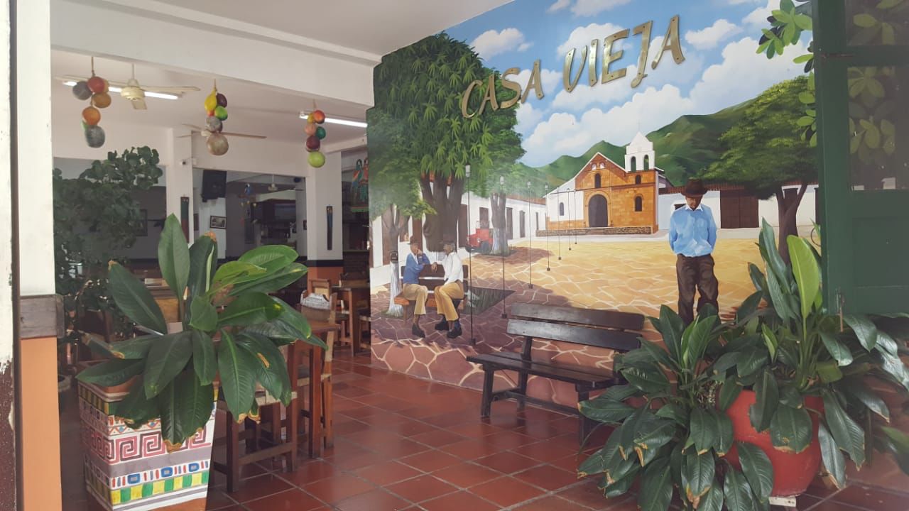 Mural de Casa Vieja — Restaurante Casa Vieja santandereano