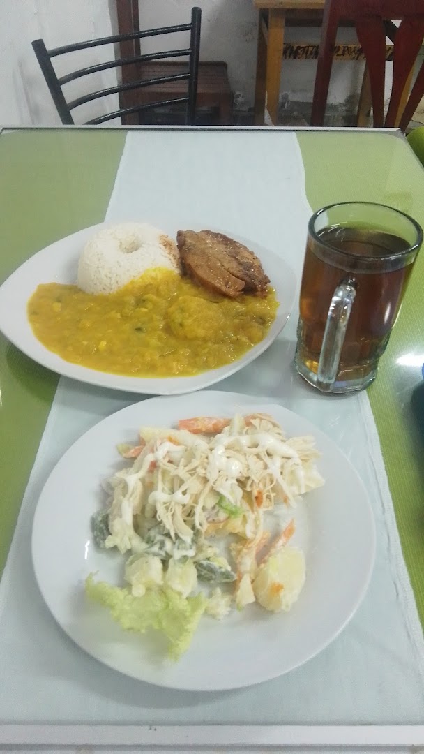 Menú del día en dos platos — Restaurante _ Cevichería TARA
