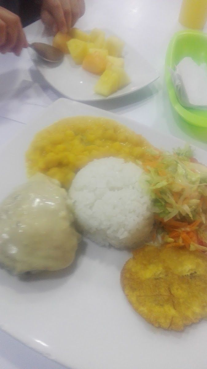 Arroz con patacón — Restaurante Cuentos De Cocina