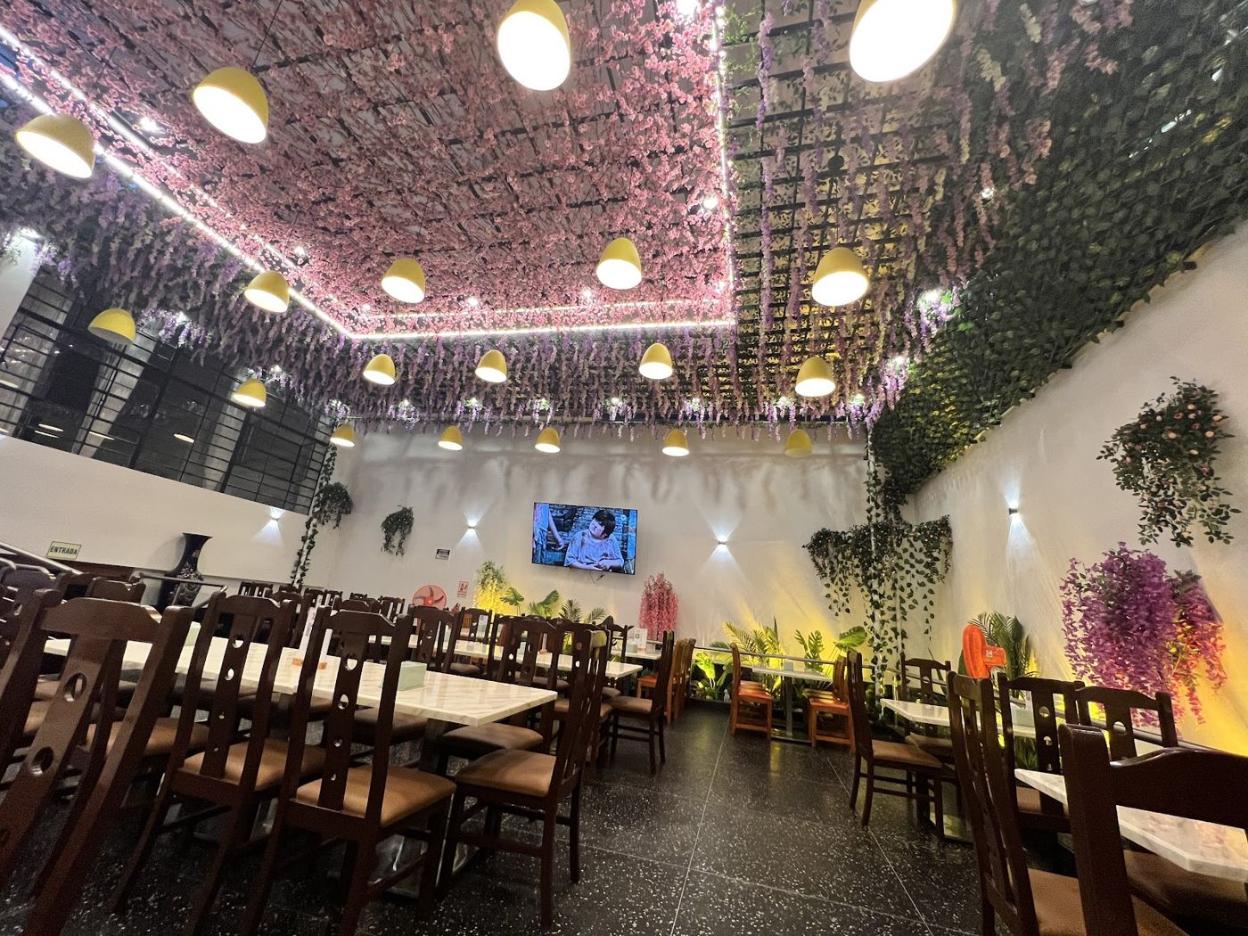Salones decorados en 帝都酒楼 RESTAURANTE DIDU.