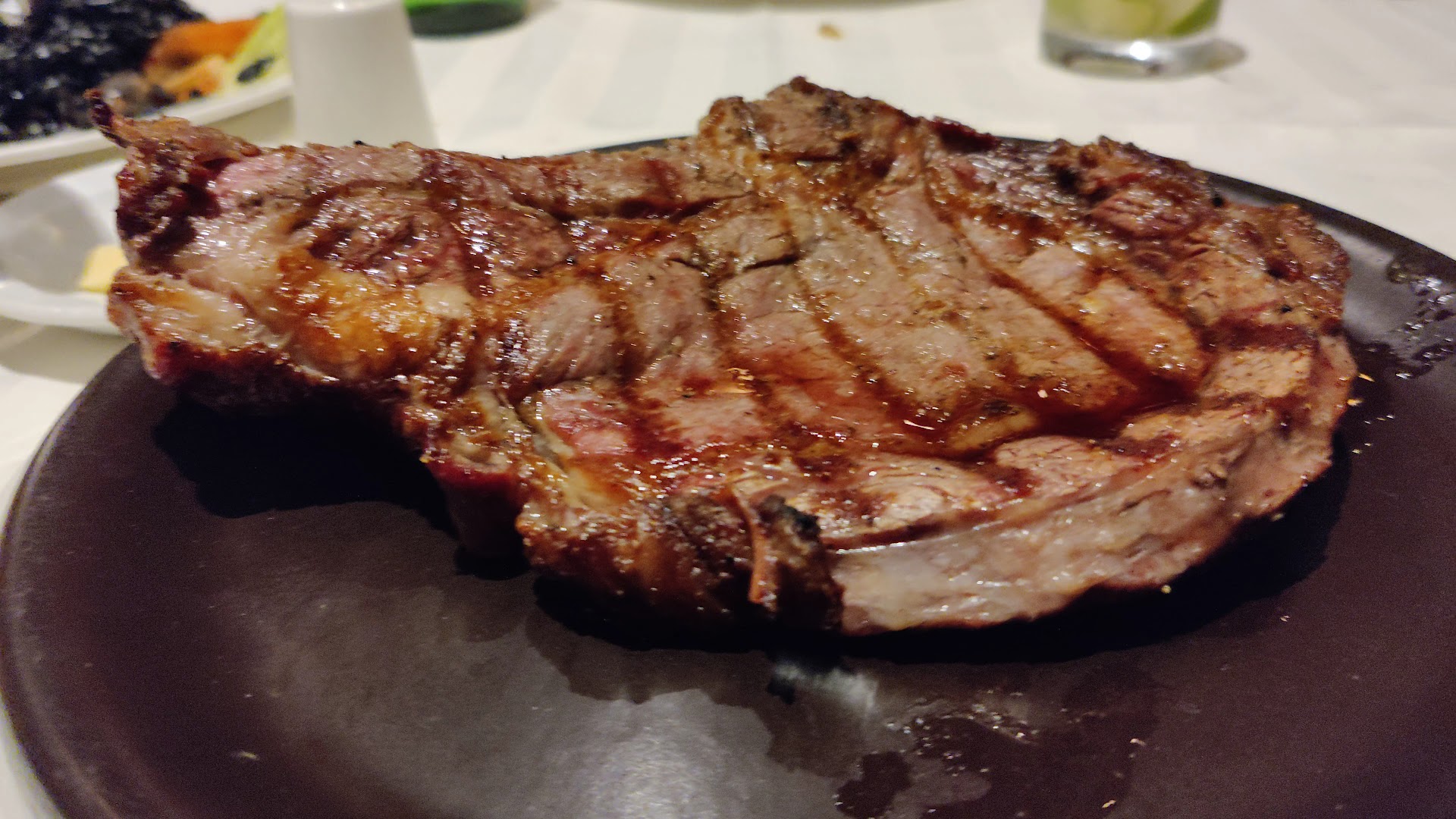 Corte de carne a la parrilla — Restaurante Don Pepe