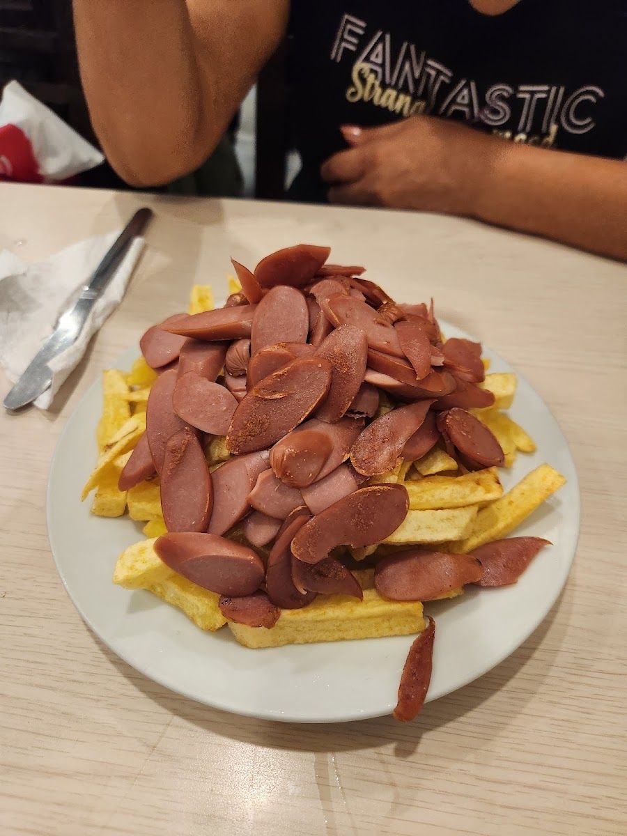 Porción de salchipapa — Restaurante EDITH