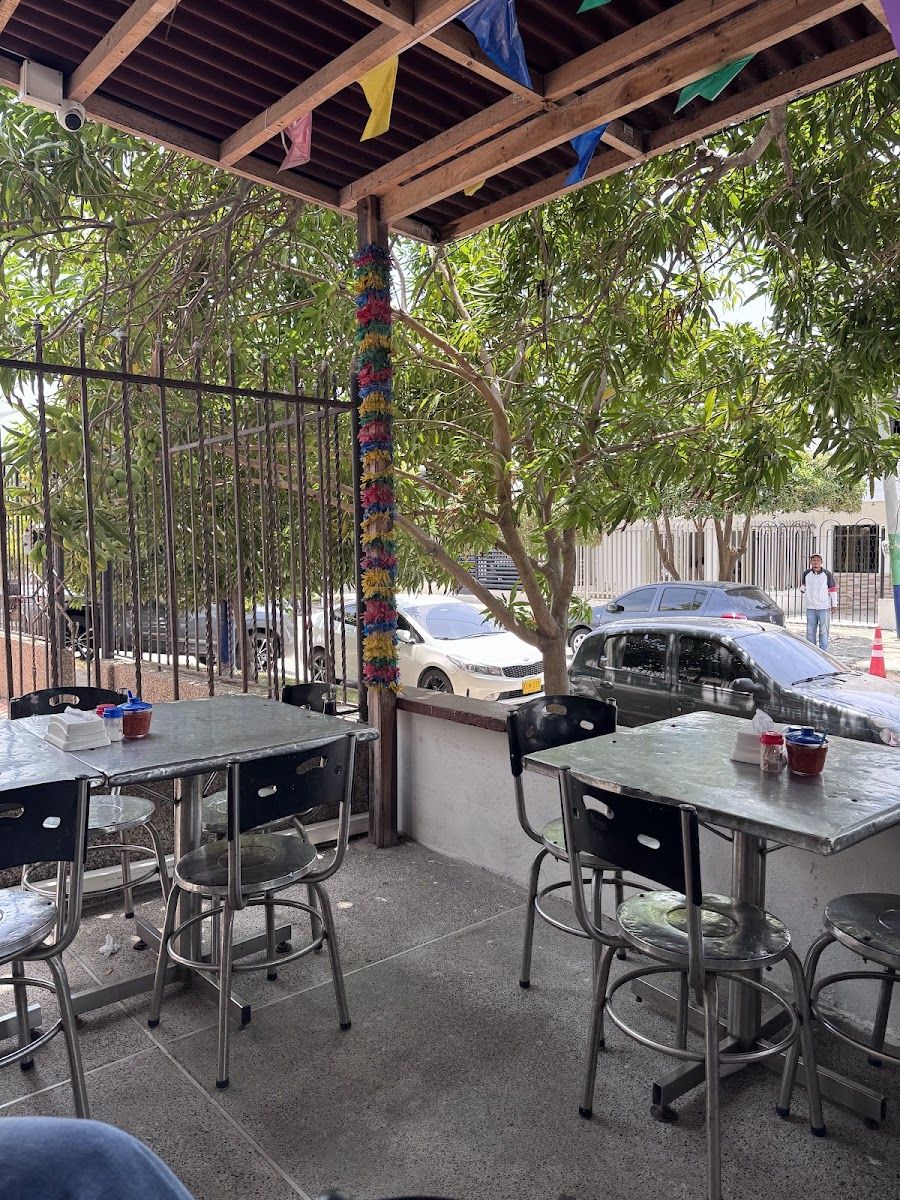 Terraza al aire libre — Restaurante El Totumazo Original