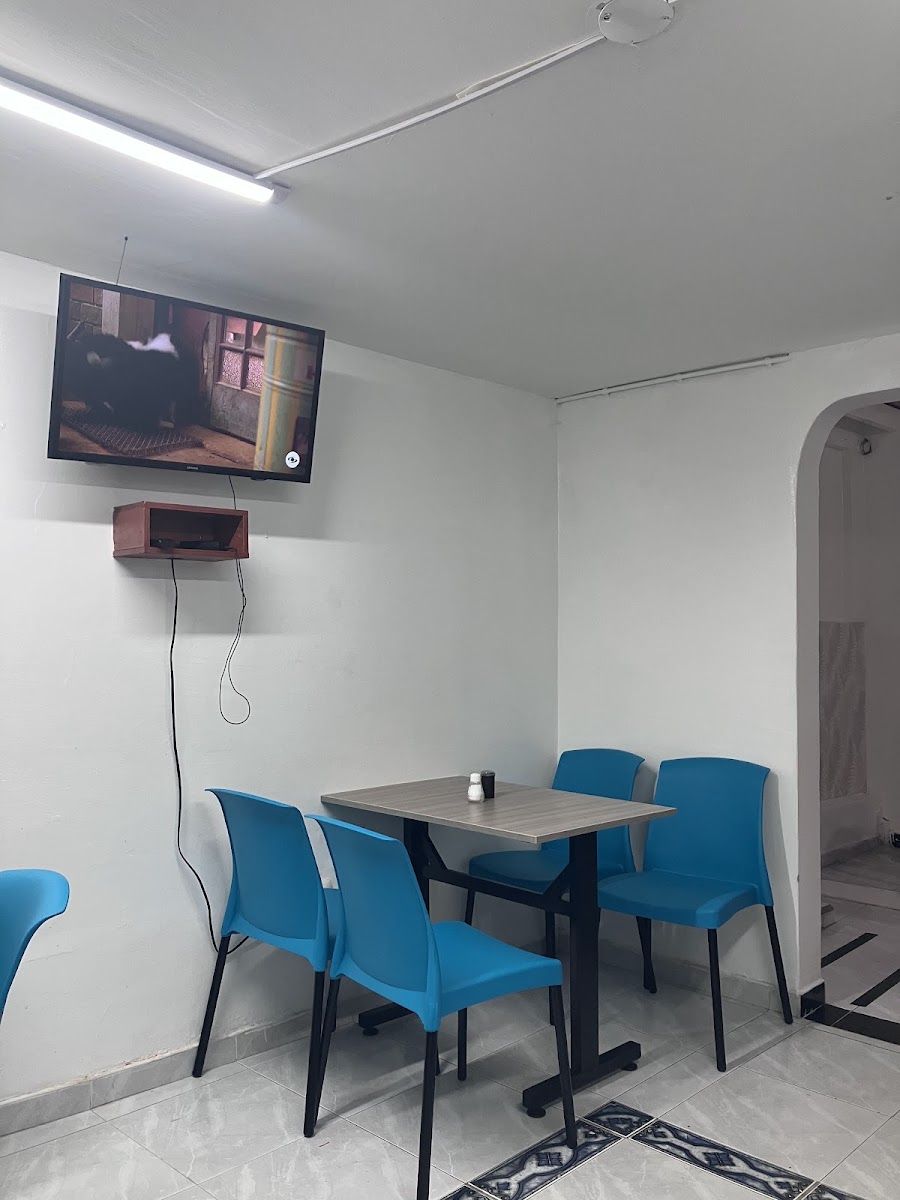 Mesas del comedor — Restaurante El Viejo Hernan