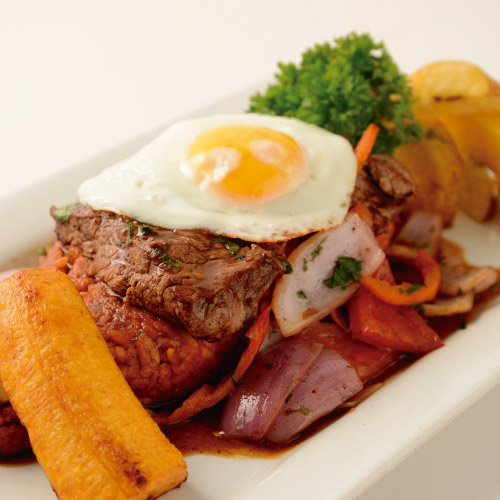 Bistec a lo pobre — Restaurante Karibe
