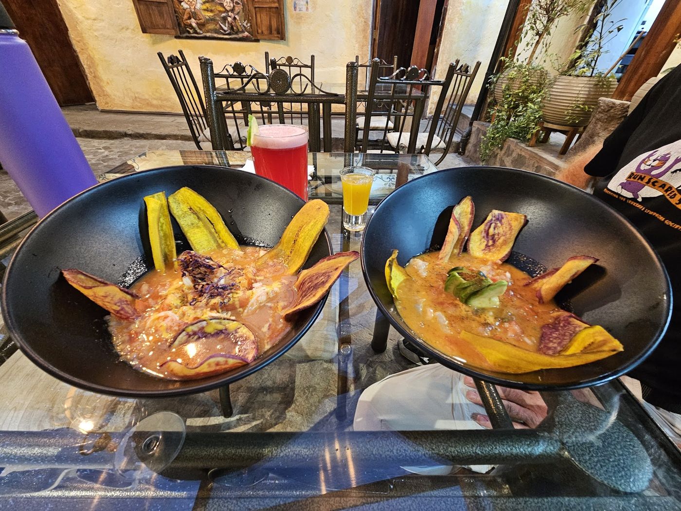 Cuencos con plátano — RESTAURANTE LEÑA QUITEÑA SAN MARCOS