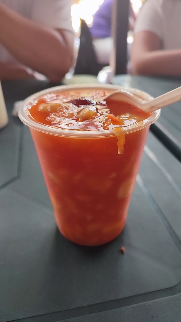 Jugo natural bien frío — Restaurante Los Recuerdos de Mi Tierra