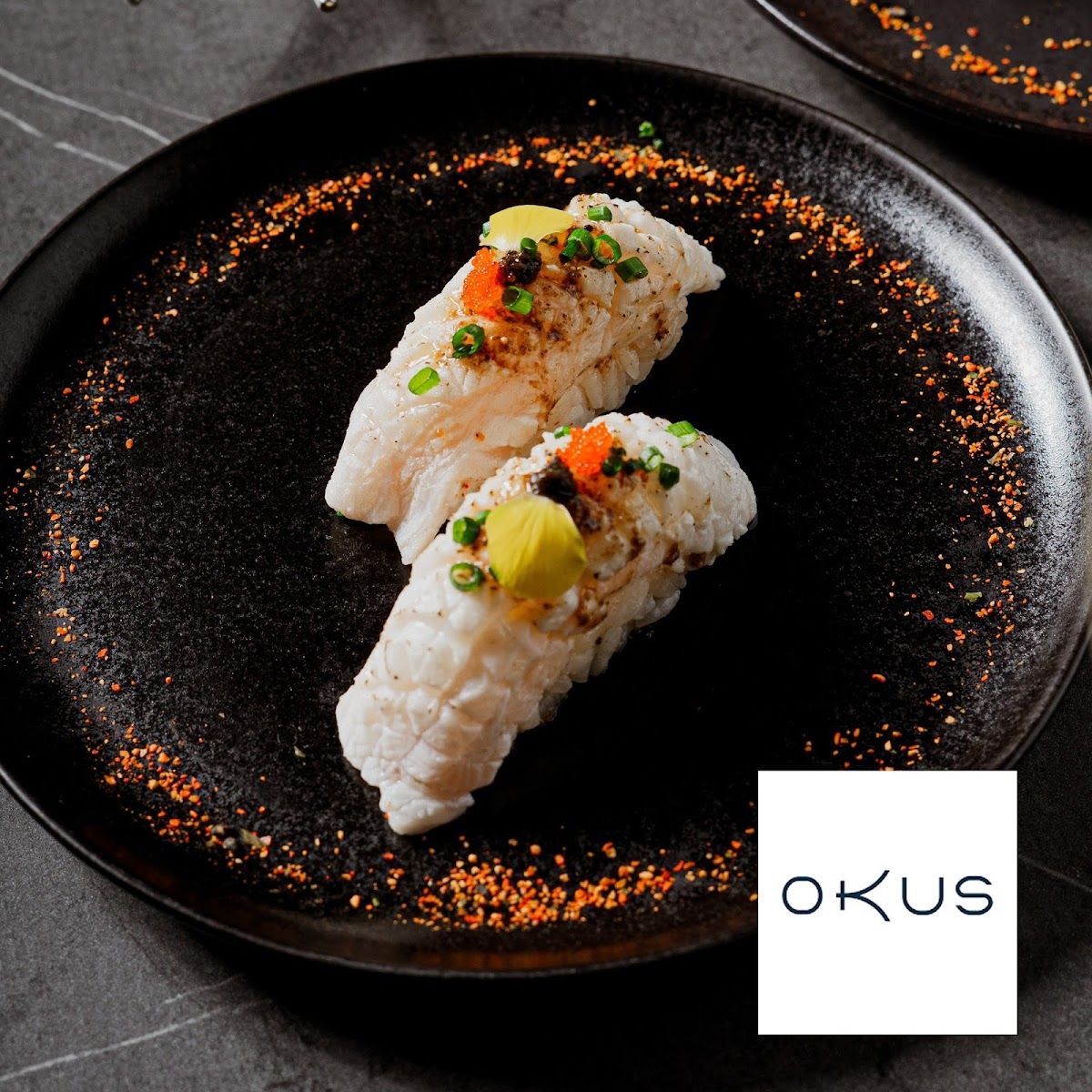Nigiris con toppings — Restaurante Okus