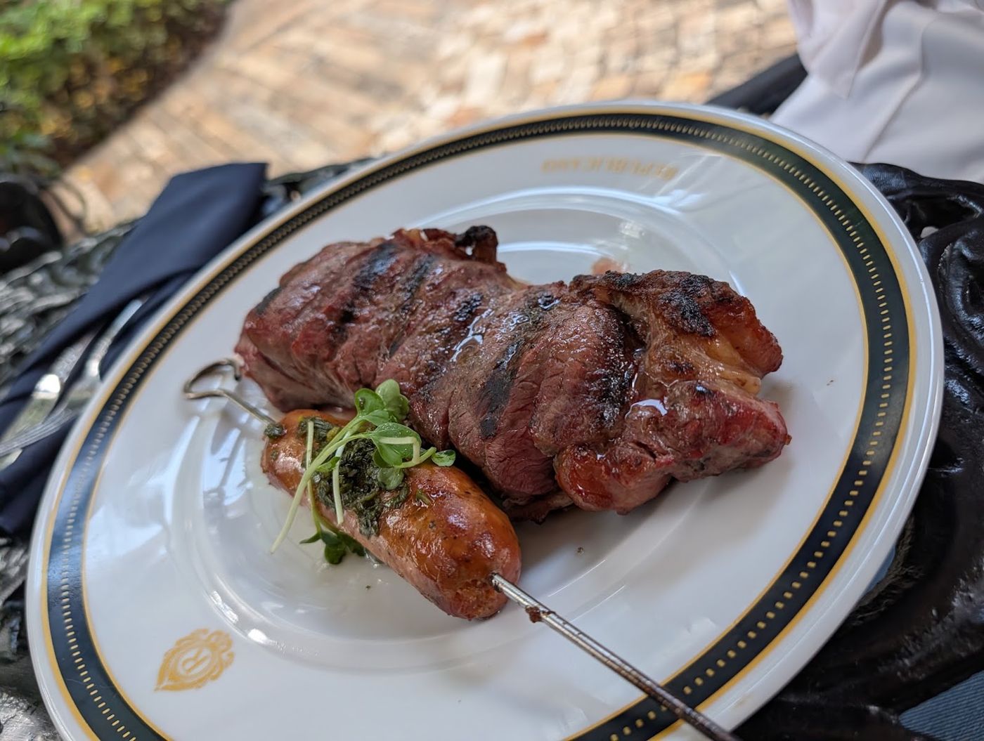 Corte asado con chorizo — Restaurante Republicano