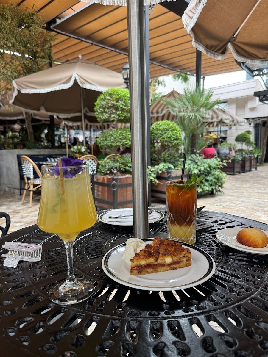 Terraza y jardín en Restaurante Republicano