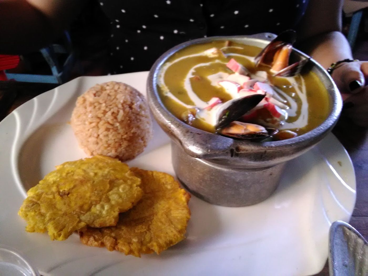 Cazuela con mejillones — RESTAURANTE TAGANGA